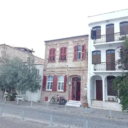 بيت للعطل Dinc *